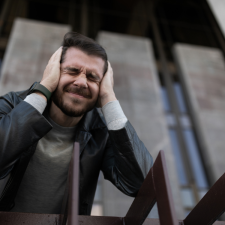 Retrouver le calme grâce à l'hypnose contre la panique